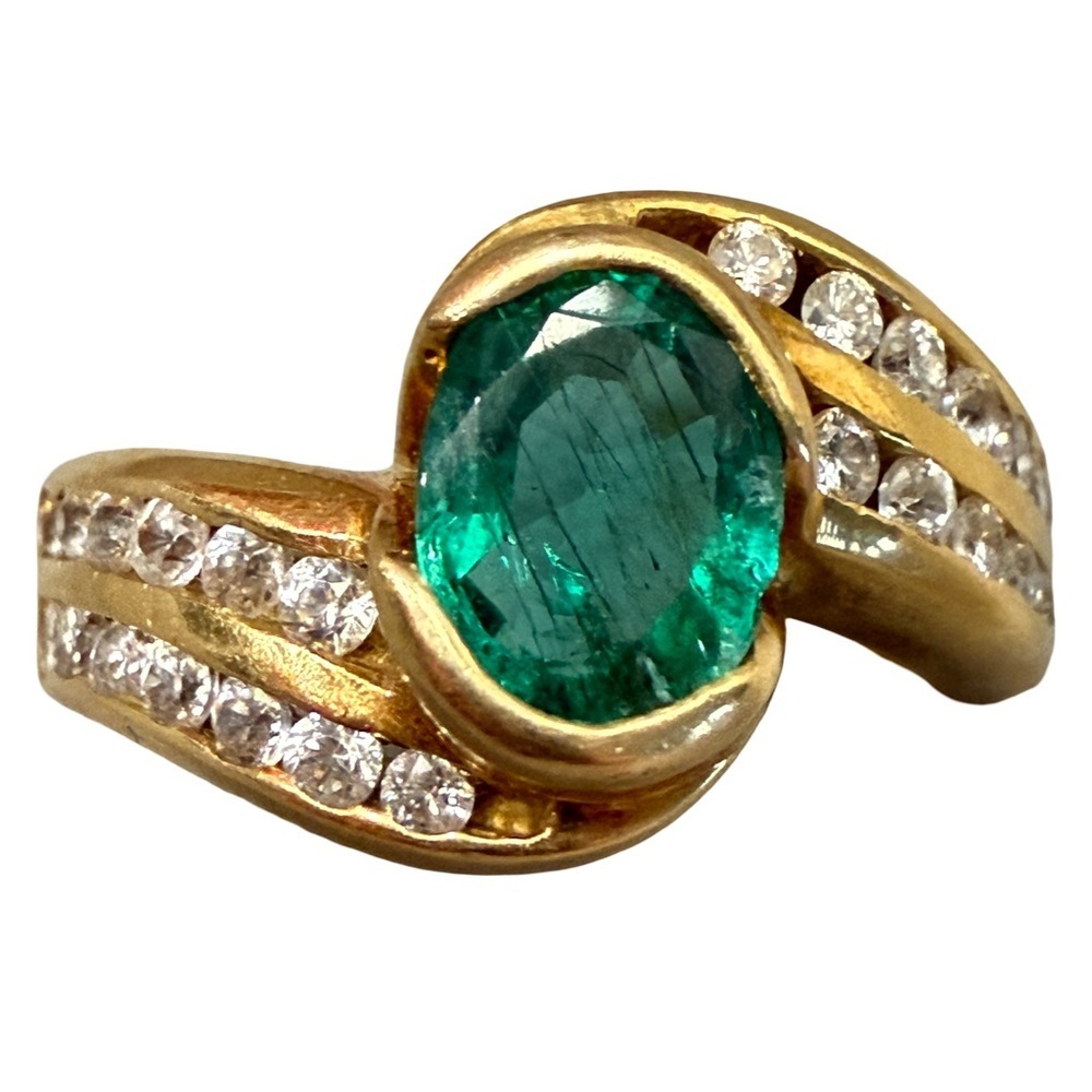 Solid 18k Gold Emerald Ring with Diamonds!